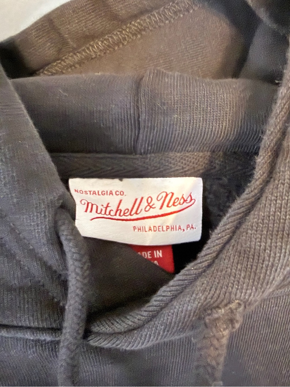 Mitchell & Ness Men's Black Hawks Hoodie - XL - Picture 5 of 12